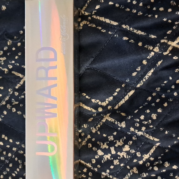 Makeup by Yolando pallet - Picture 3 of 4